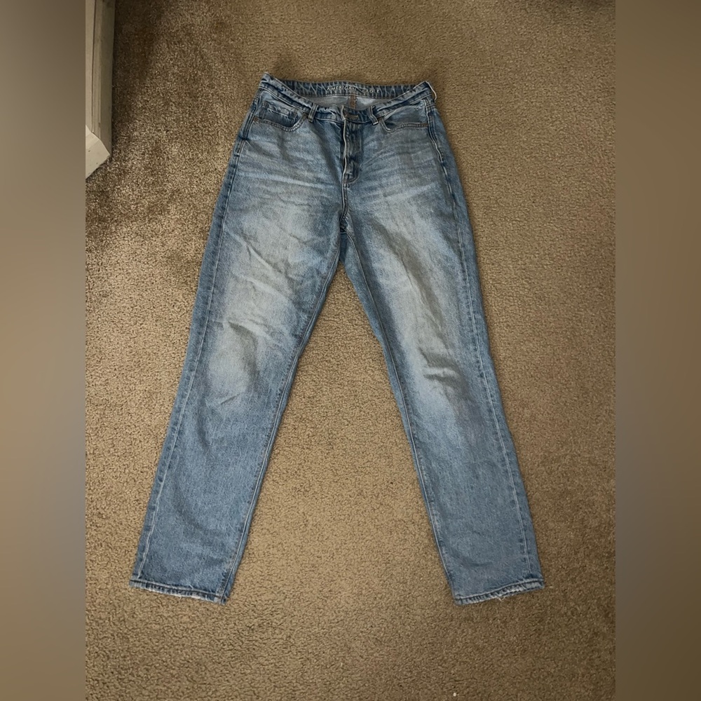 American Eagle Mom Jeans
